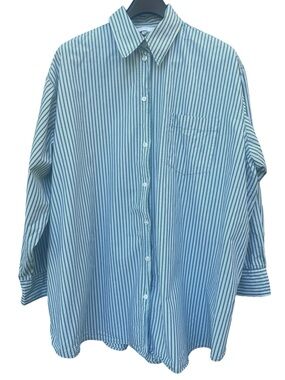 Women’s H&M Green & White Striped Oversized Button Down Shirt